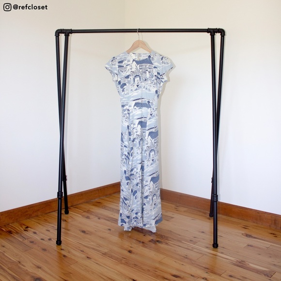 Reformation Gavin Dress (Portugal) - Picture 2 of 4